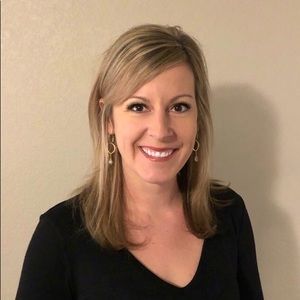 Meet your Posher, Whitney